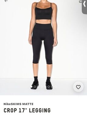 NikeSKIMS Matte Crop 17” legging